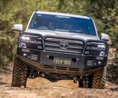 ECB Toyota Landcruiser 300 Series Triple Hoop Winch Bar (07/21 to)